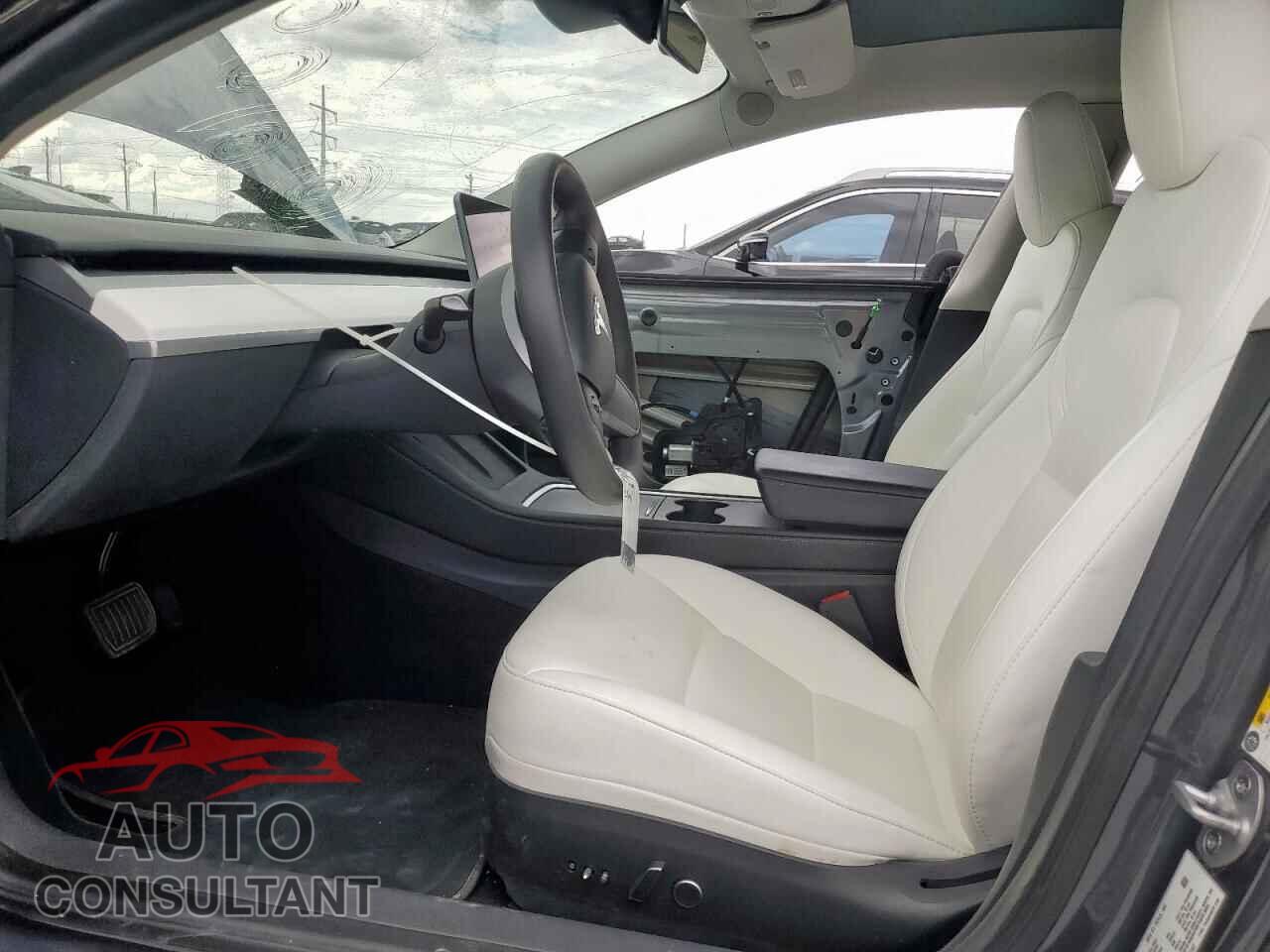 TESLA MODEL 3 2023 - 5YJ3E1EB4PF628167
