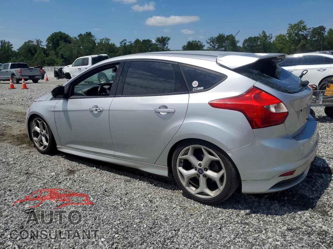 FORD FOCUS 2014 - 1FADP3L96EL268328