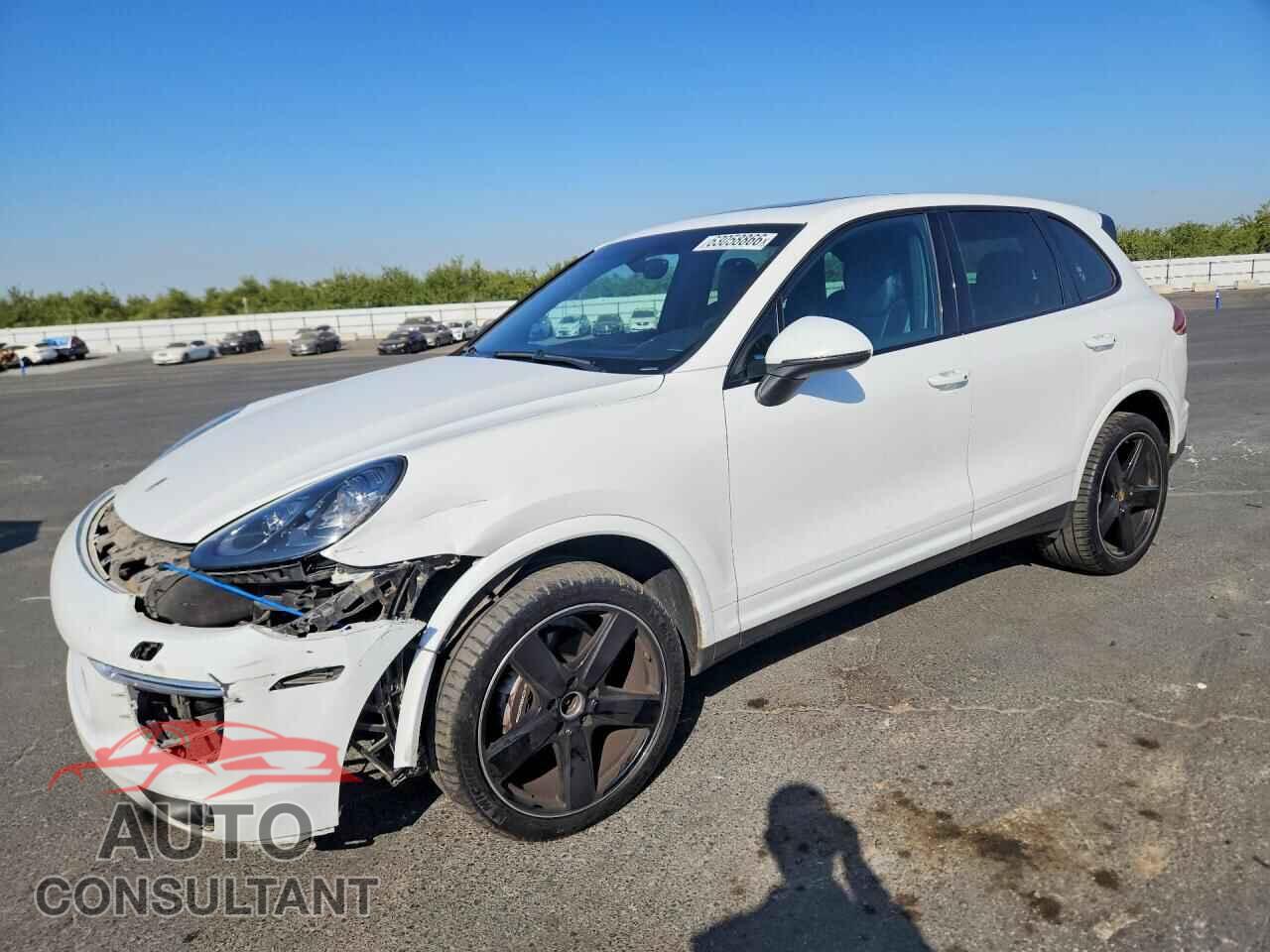PORSCHE CAYENNE 2018 - WP1AA2A23JKA03492