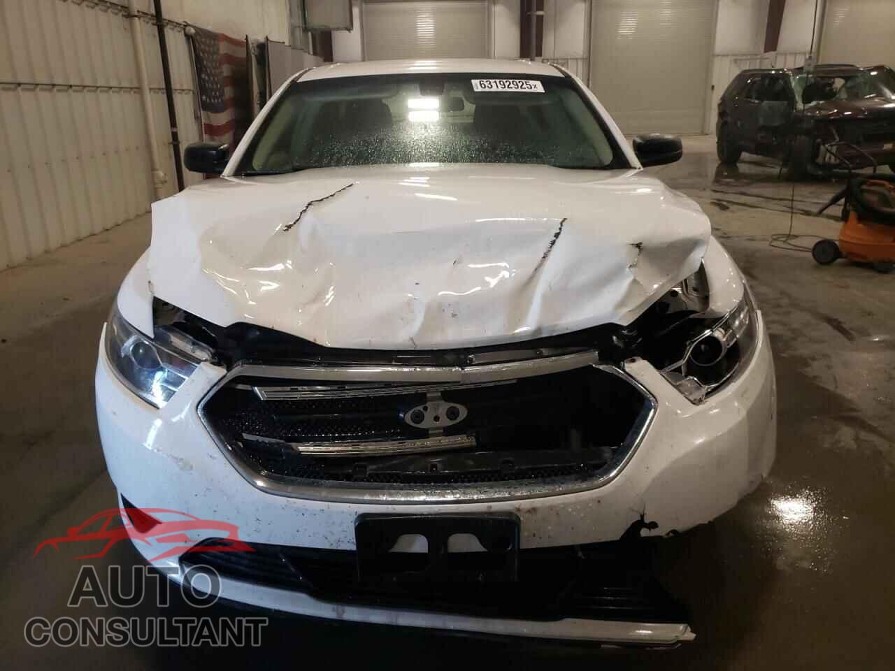 FORD TAURUS 2017 - 1FAHP2D87HG126018