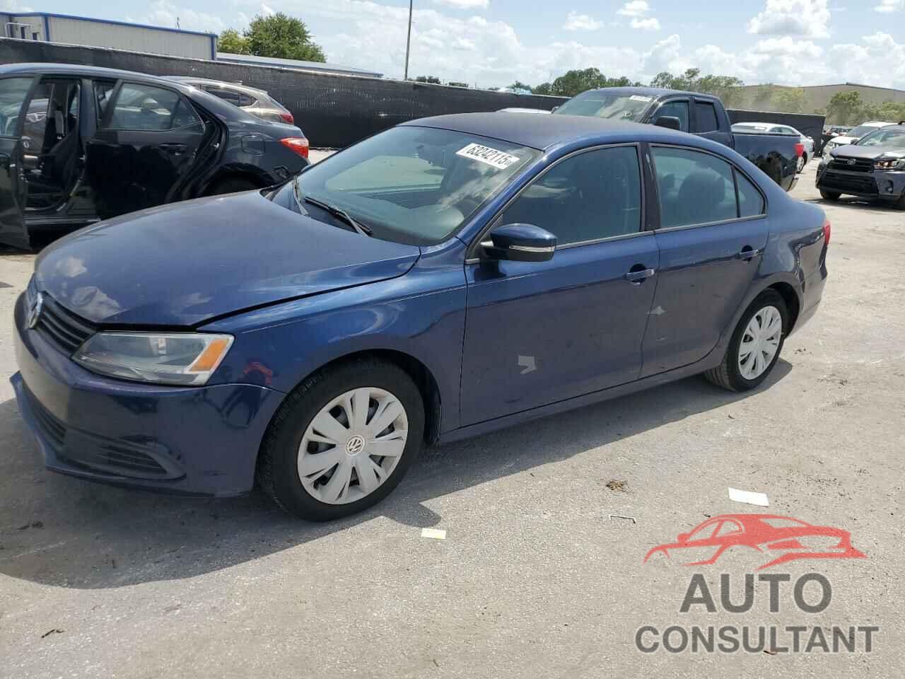 VOLKSWAGEN JETTA 2011 - 3VWDX7AJ9BM073068