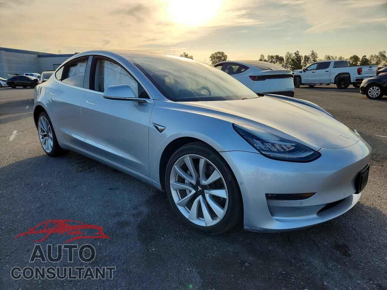 TESLA MODEL 3 2018 - 5YJ3E1EA9JF053451