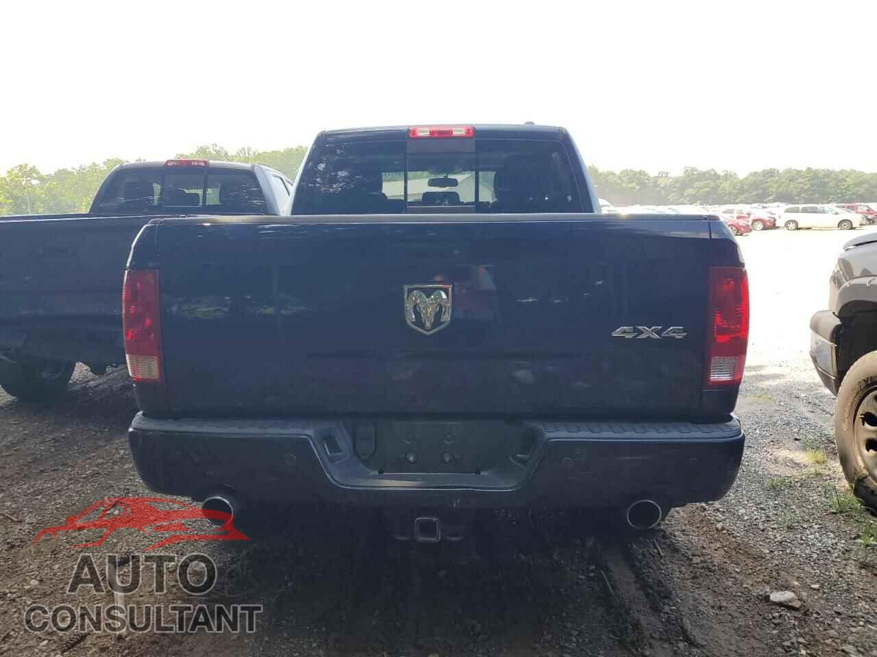 DODGE RAM 1500 2012 - 1C6RD7MT2CS195995