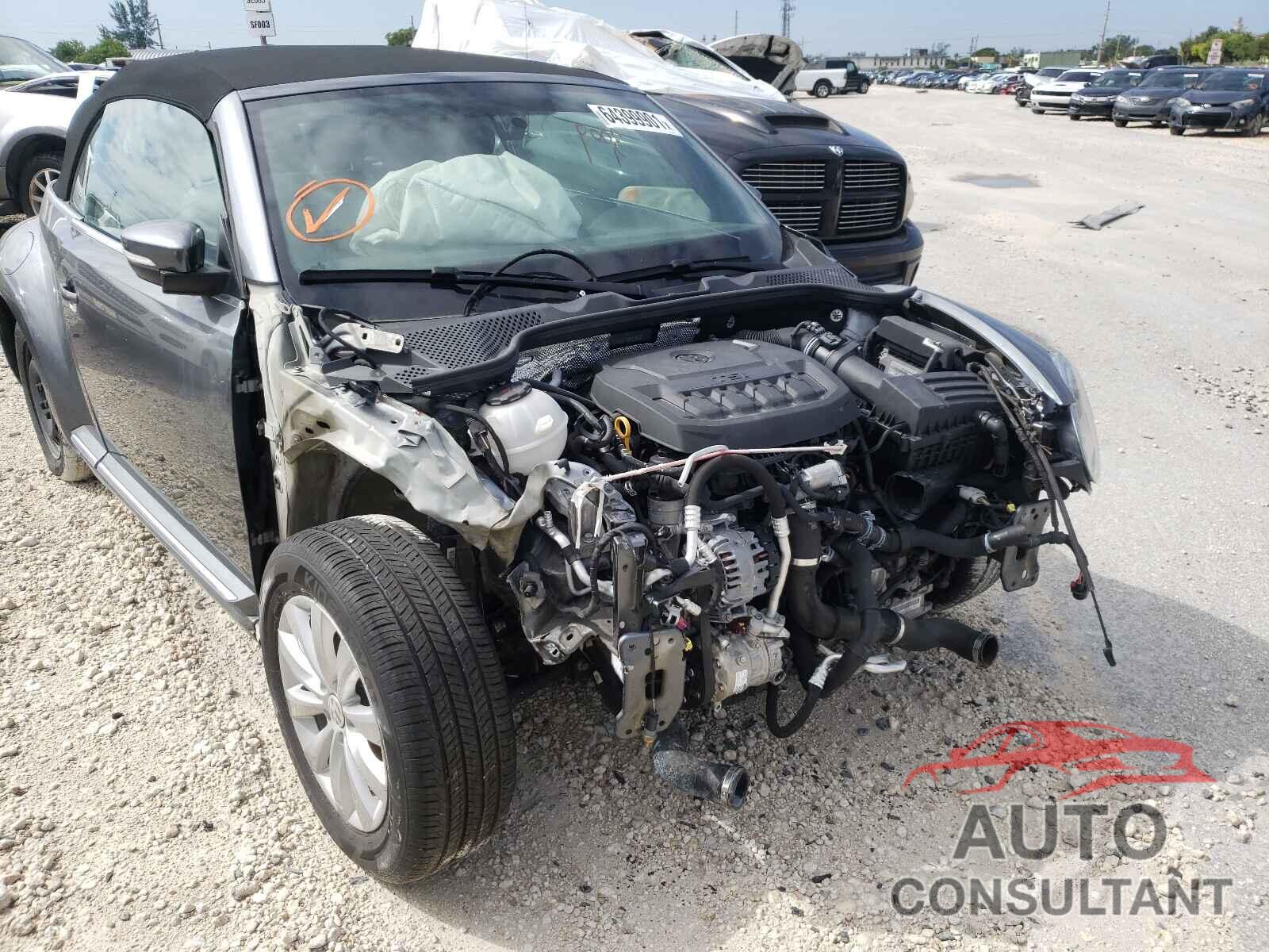 VOLKSWAGEN BEETLE 2019 - 3VW5DAAT9KM507520