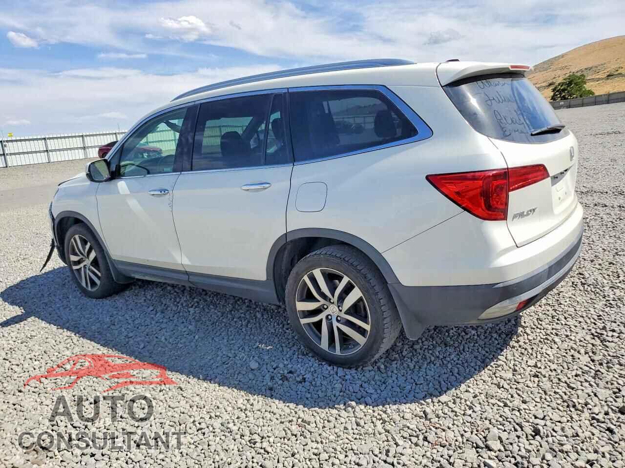 HONDA PILOT 2018 - 5FNYF6H96JB048841