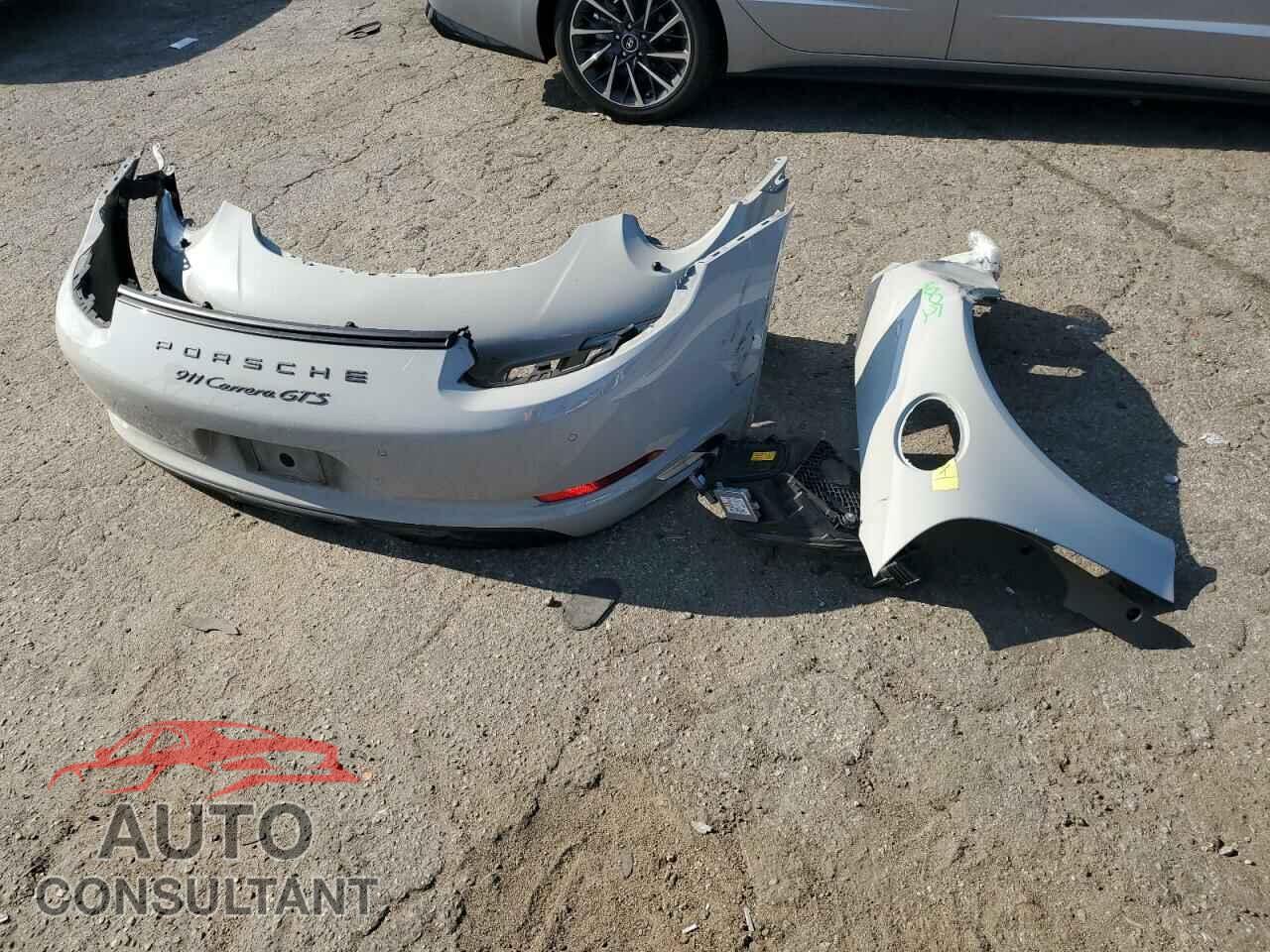 PORSCHE 911 2018 - WP0AB2A93JS122882