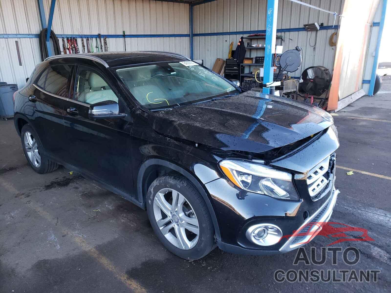 MERCEDES-BENZ GLA-CLASS 2018 - WDCTG4GB7JJ373663