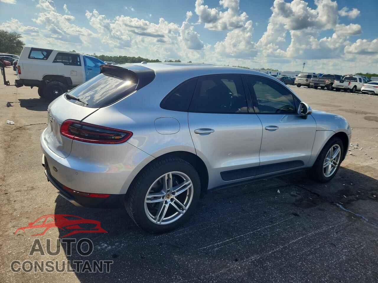 PORSCHE MACAN 2017 - WP1AA2A53HLB83300