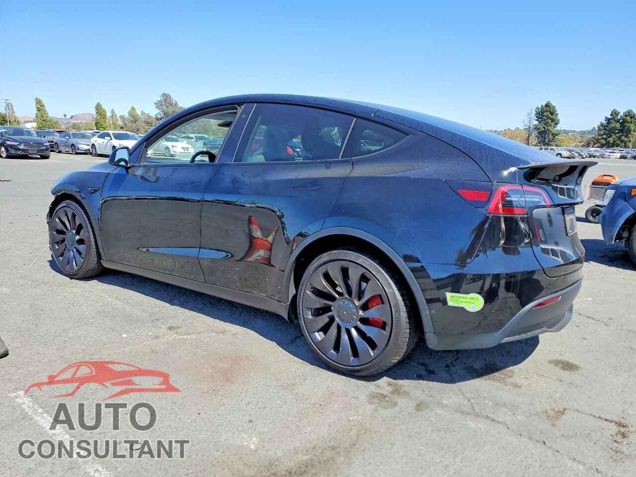 TESLA MODEL Y 2023 - 7SAYGDEF5PF741133