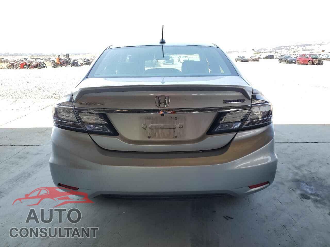 HONDA CIVIC 2014 - 19XFB4F24EE200270