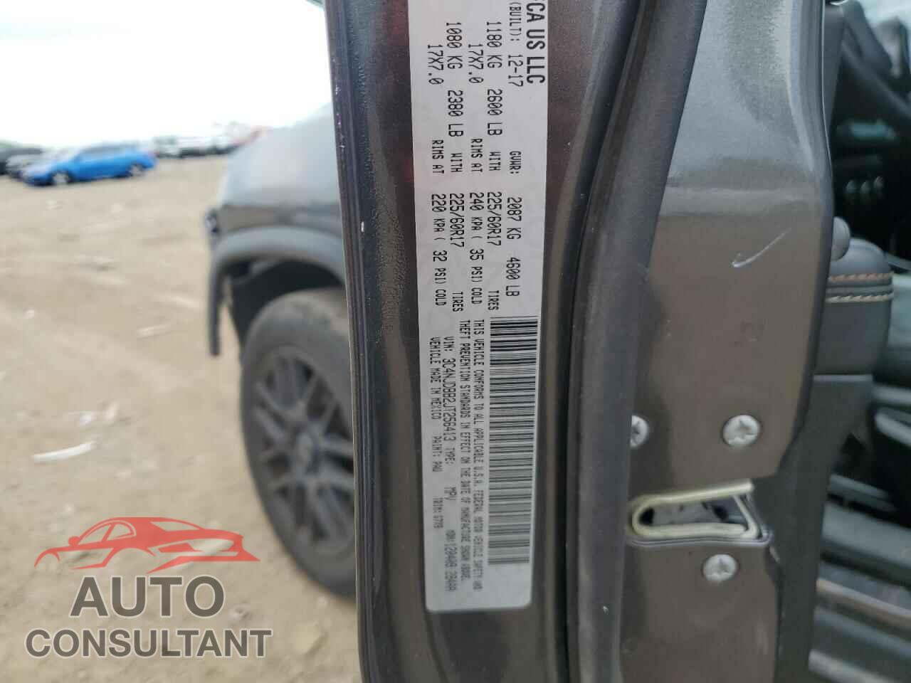 JEEP COMPASS 2018 - 3C4NJDBB2JT256413