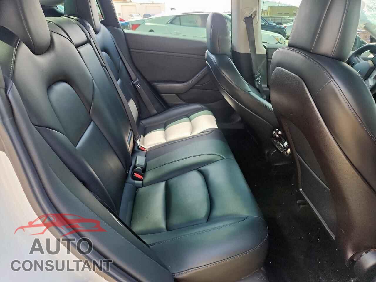 TESLA MODEL 3 2019 - 5YJ3E1EB2KF408339