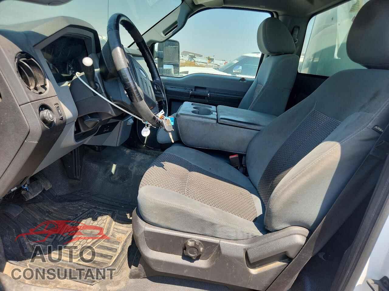 FORD F250 2013 - 1FTBF2B60DEB74132
