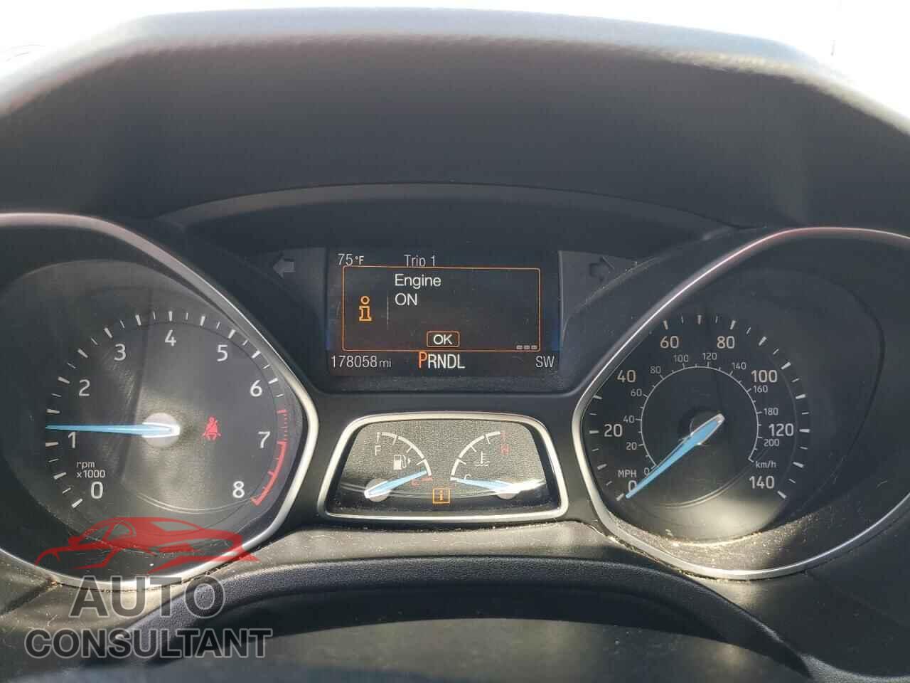 FORD FOCUS 2015 - 1FADP3F27FL329685