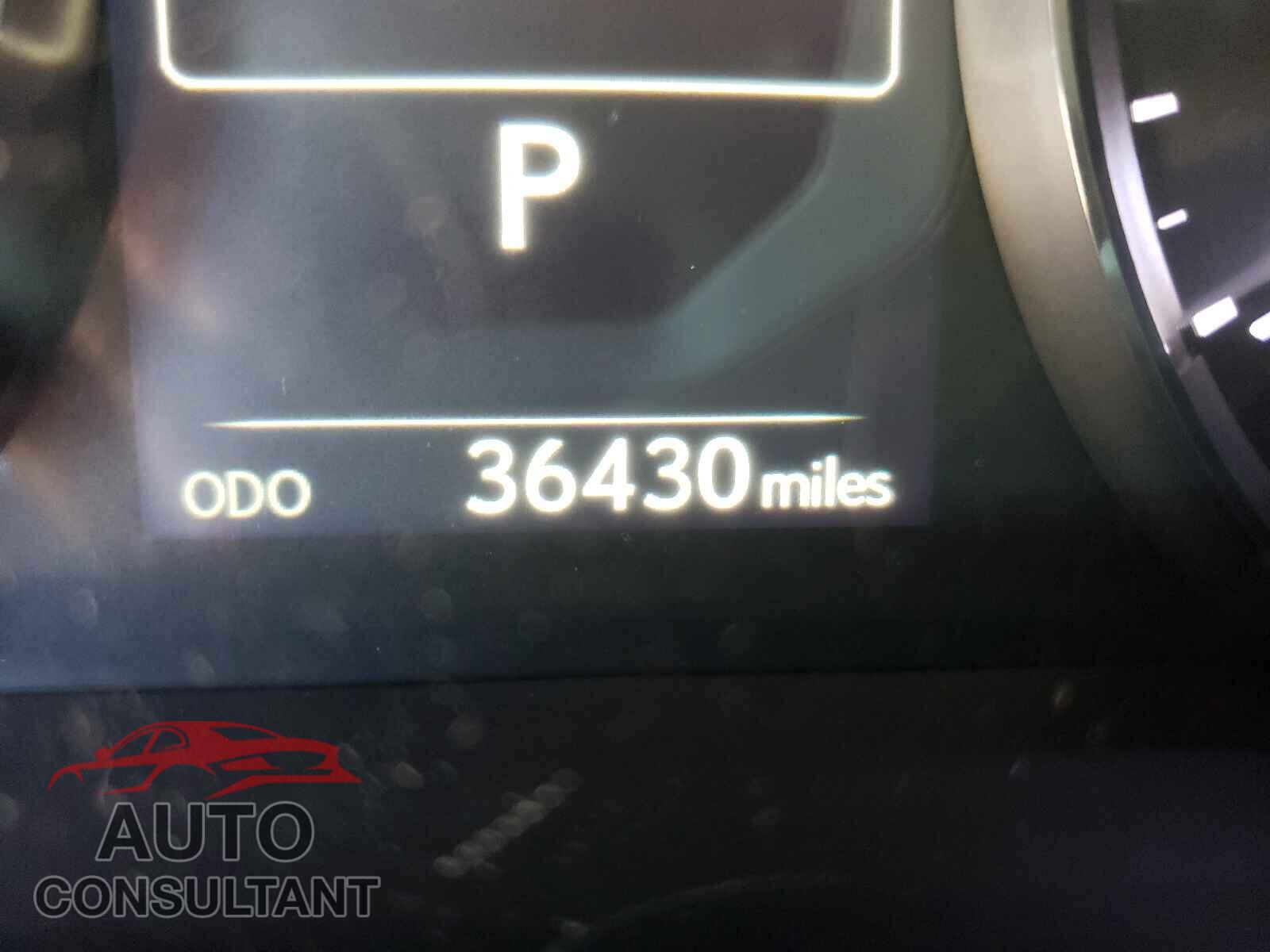 LEXUS IS 2017 - JTHCM1D22H5022372