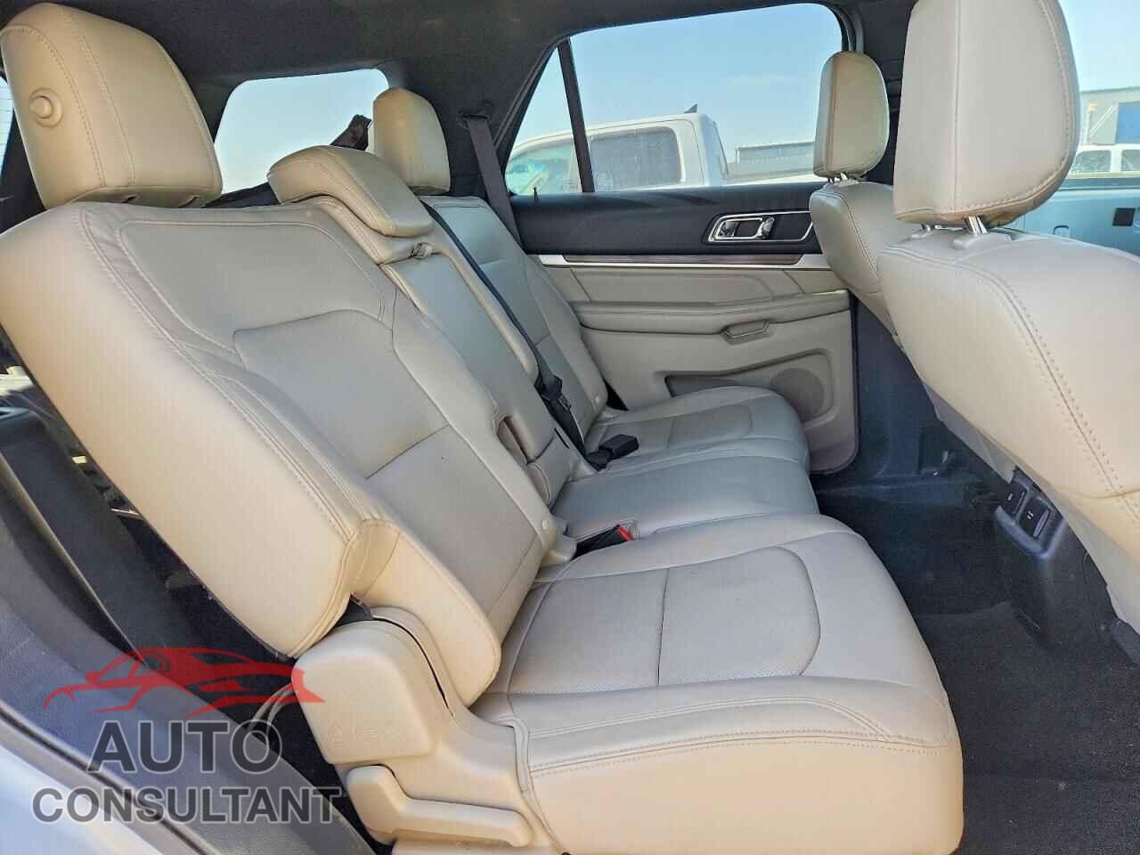 FORD EXPLORER 2018 - 1FM5K8F82JGA36787