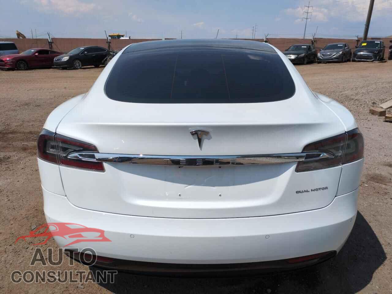 TESLA MODEL S 2019 - 5YJSA1E2XKF311638