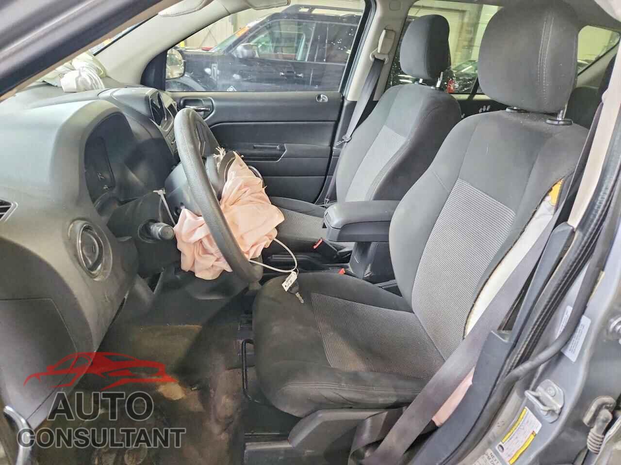 JEEP COMPASS 2017 - 1C4NJDBB5HD144141