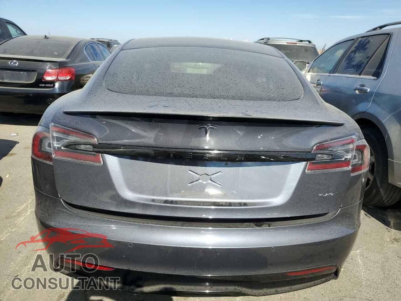 TESLA MODEL S 2021 - 5YJSA1E69MF431341