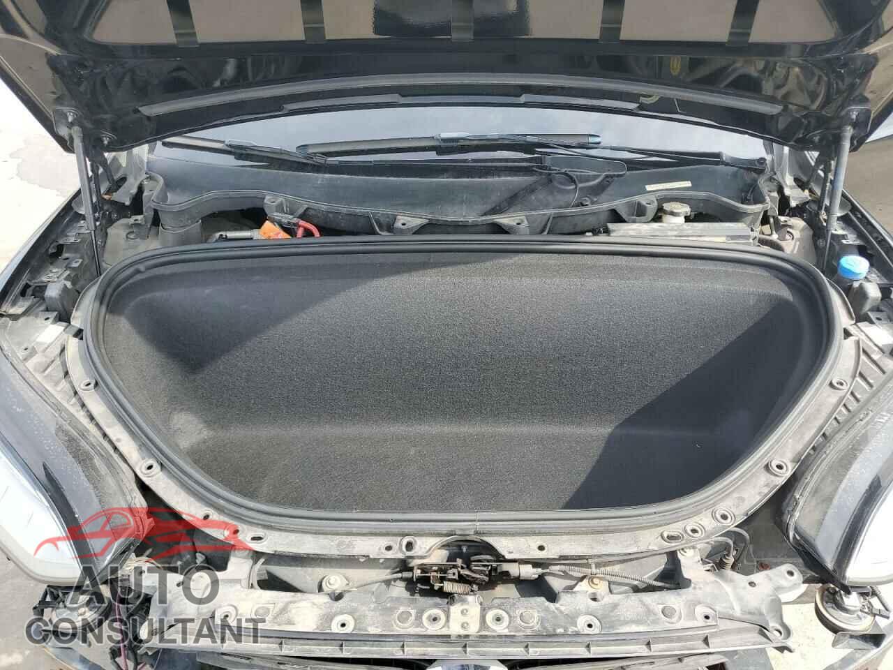 TESLA MODEL X 2017 - 5YJXCDE24HF053854