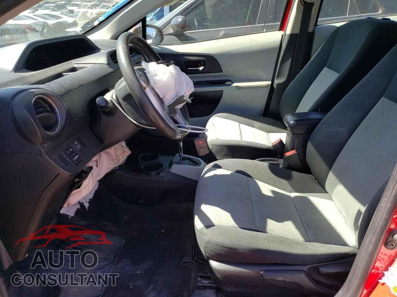 TOYOTA PRIUS 2013 - JTDKDTB3XD1556841