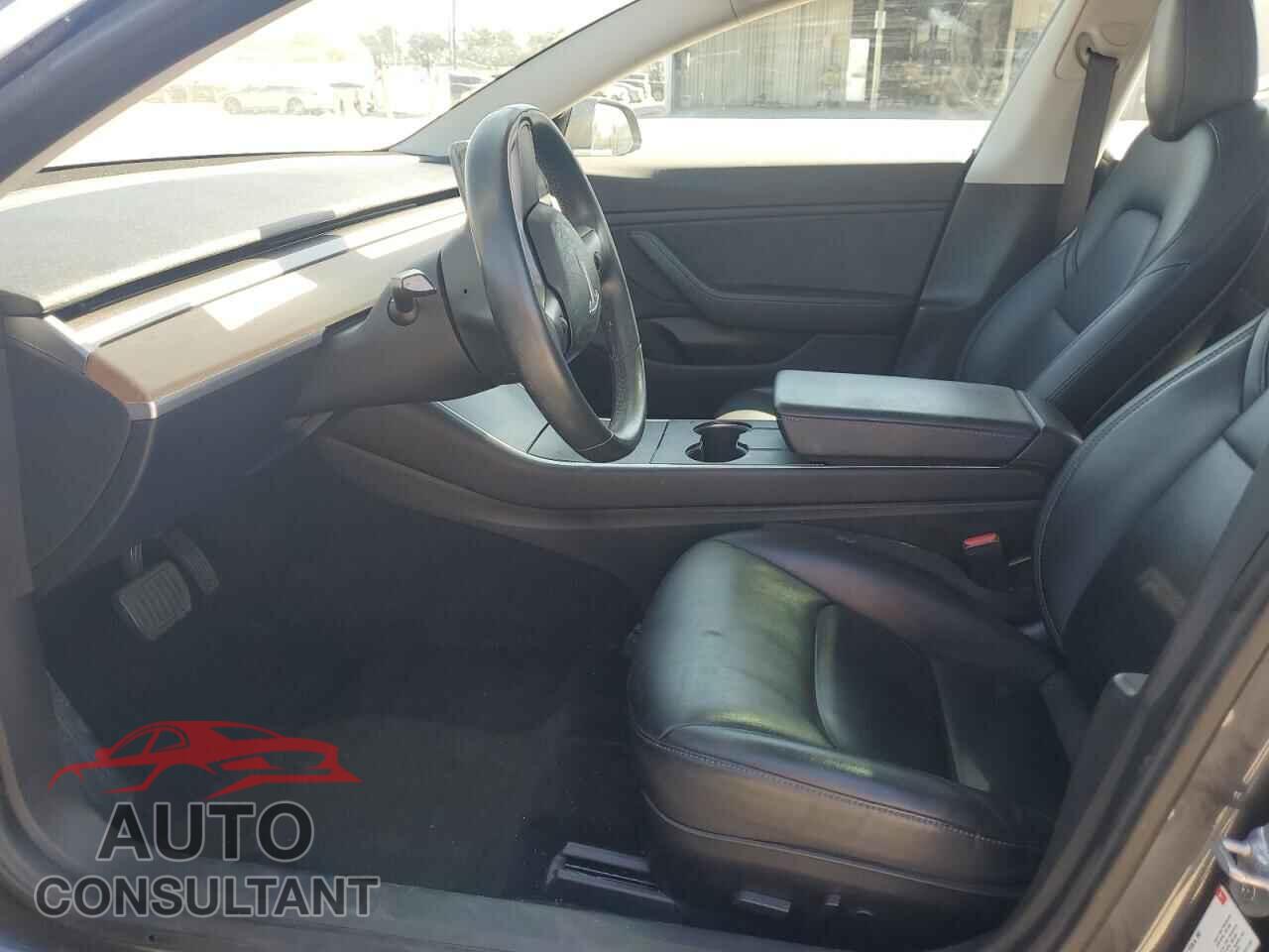 TESLA MODEL 3 2018 - 5YJ3E1EA0JF045013