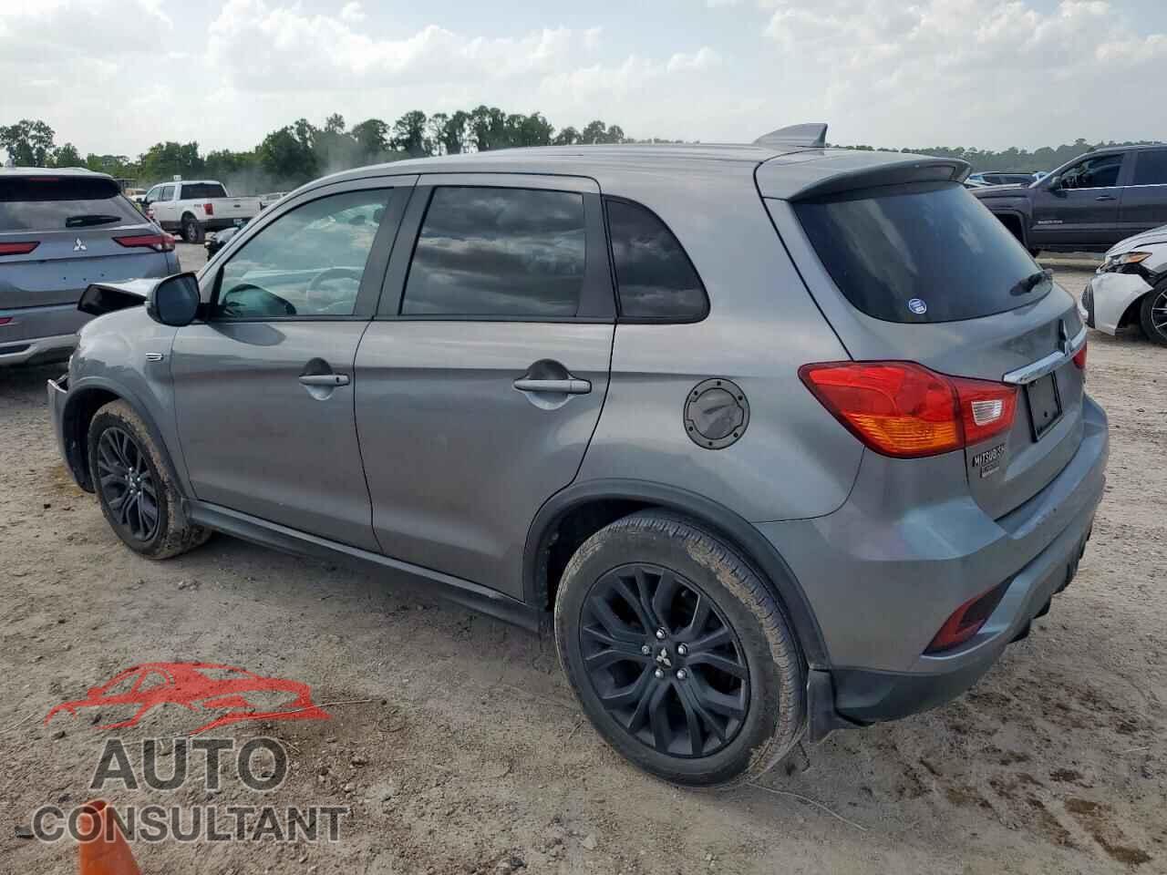MITSUBISHI OUTLANDER 2018 - JA4AP3AUXJU015242