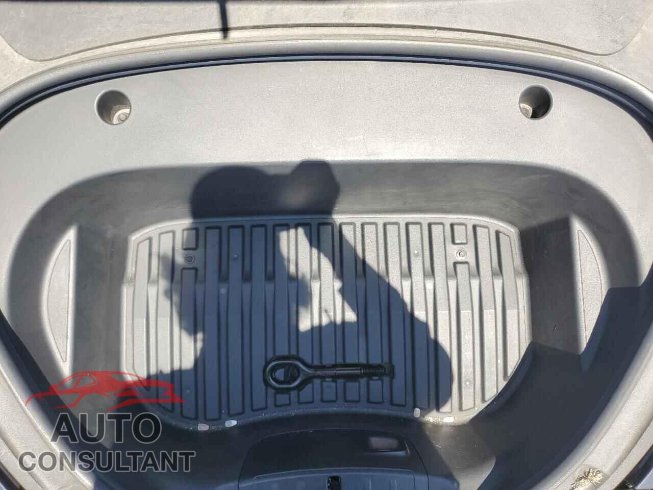 TESLA MODEL 3 2023 - 5YJ3E1EAXPF448053