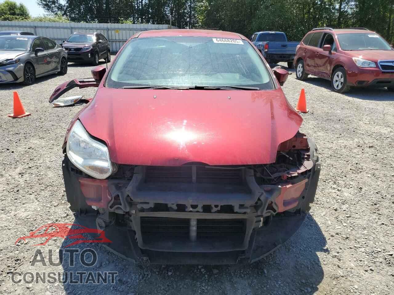 FORD FOCUS 2014 - 1FADP3F22EL440255