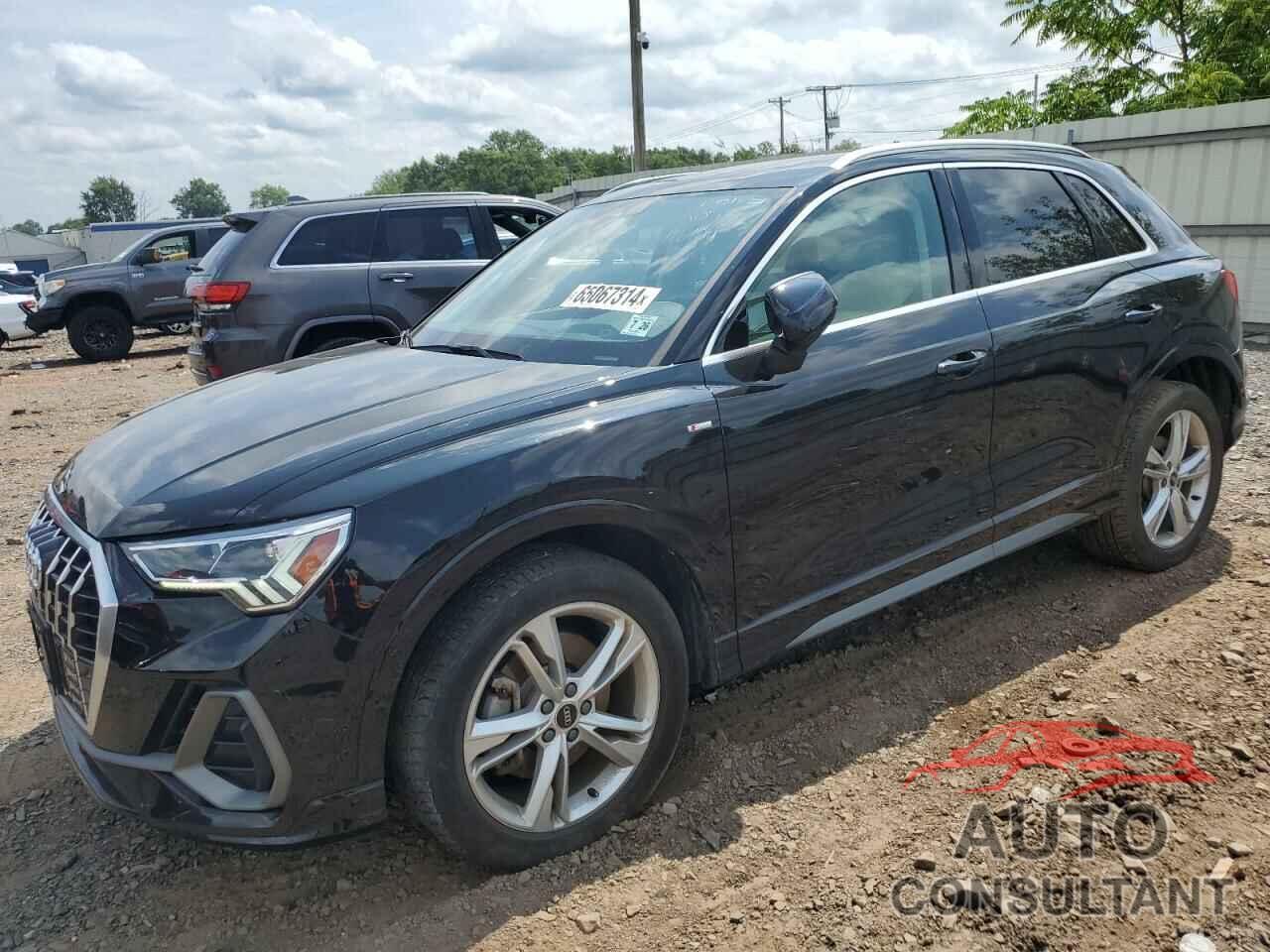 AUDI Q3 2021 - WA1EECF33M1116104