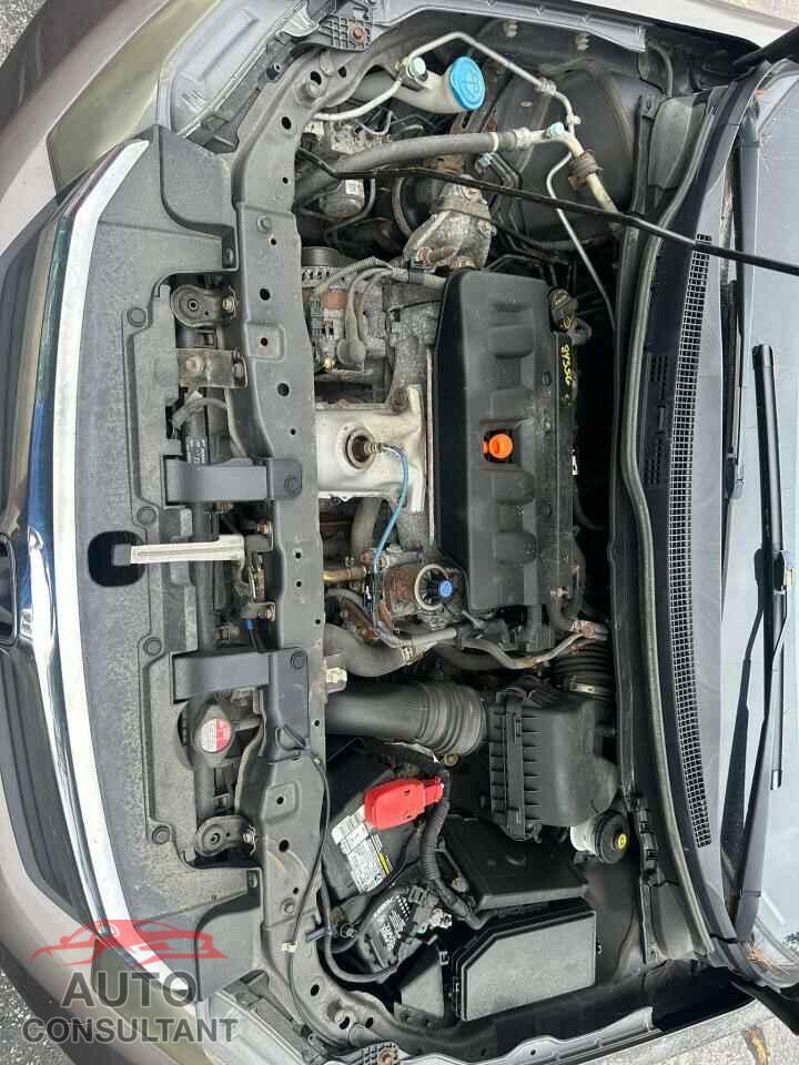 HONDA CIVIC 2012 - 2HGFB2F52CH527932