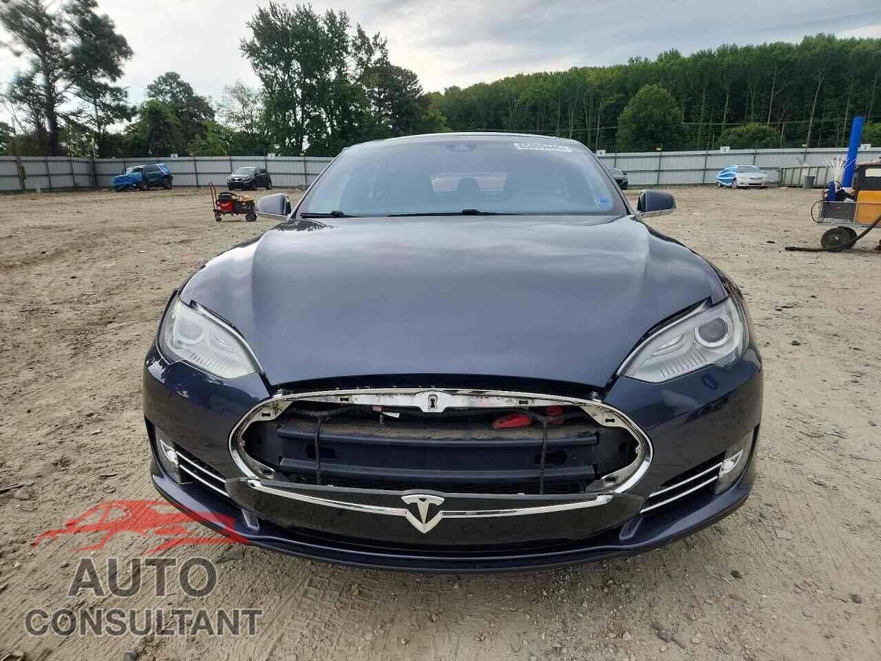 TESLA MODEL S 2015 - 5YJSA1H29FFP74601