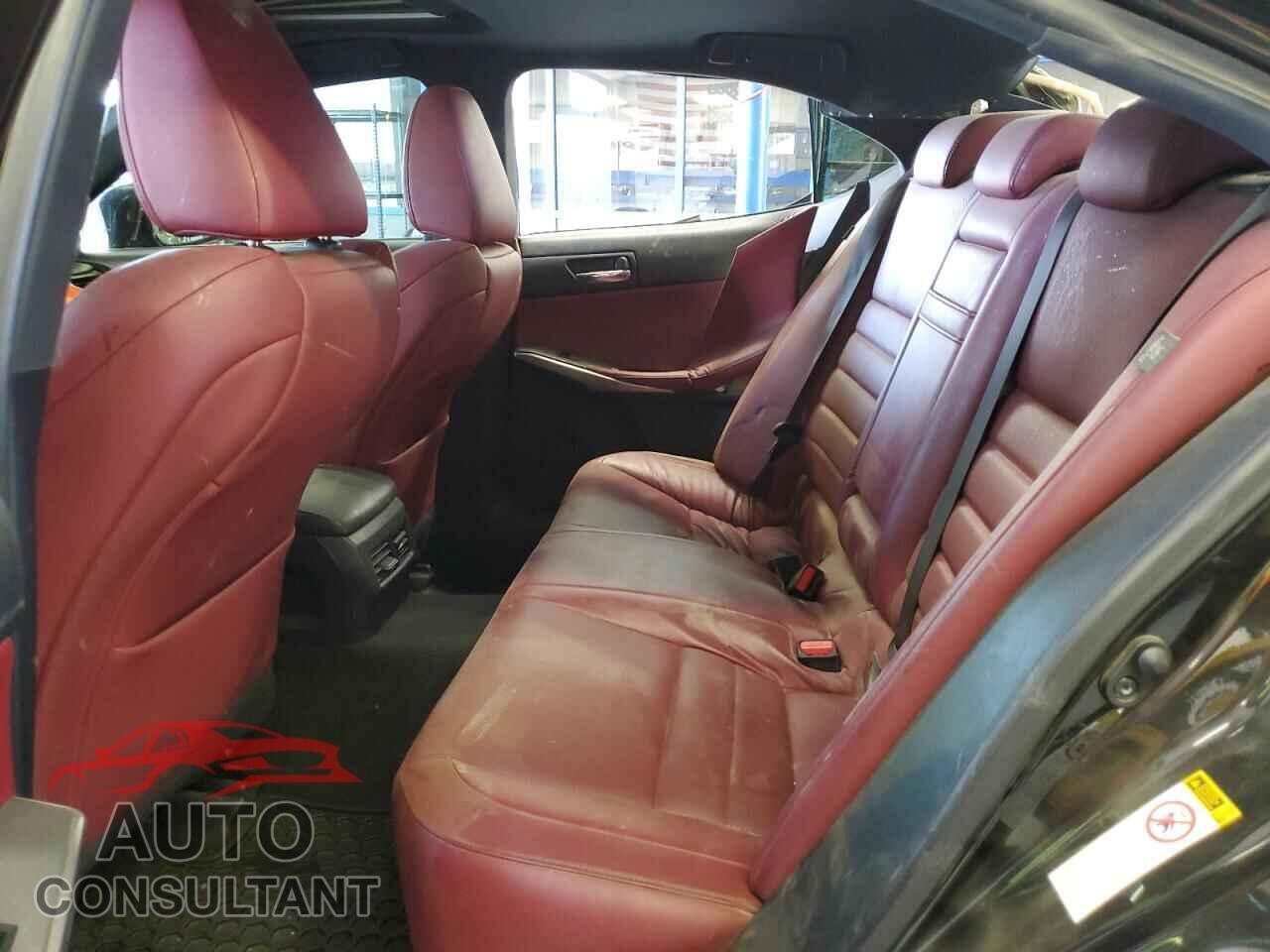 LEXUS IS 2015 - JTHCE1D22F5008207