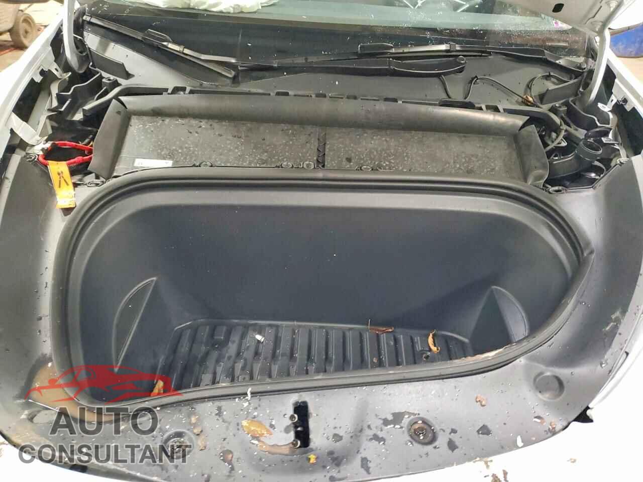 TESLA MODEL Y 2024 - 7SAYGDED5RF127426