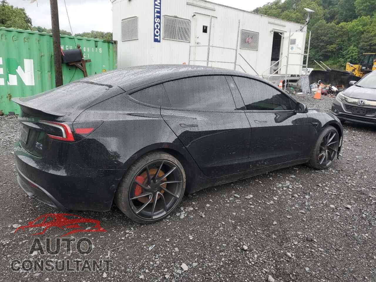 TESLA MODEL 3 2024 - 5YJ3E1ET9RF826030
