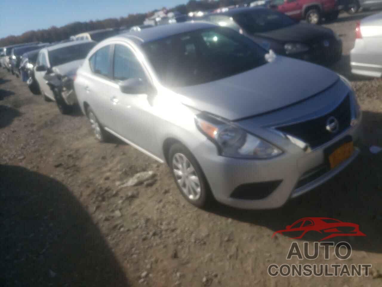 NISSAN VERSA 2019 - 3N1CN7AP3KL857098