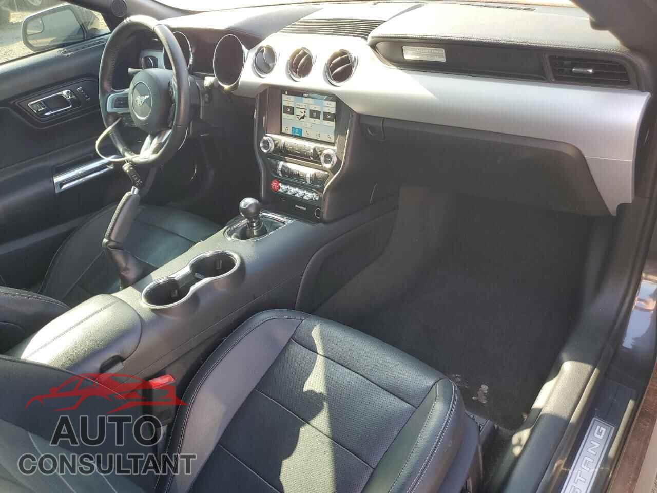 FORD MUSTANG 2017 - 1FA6P8CFXH5328681