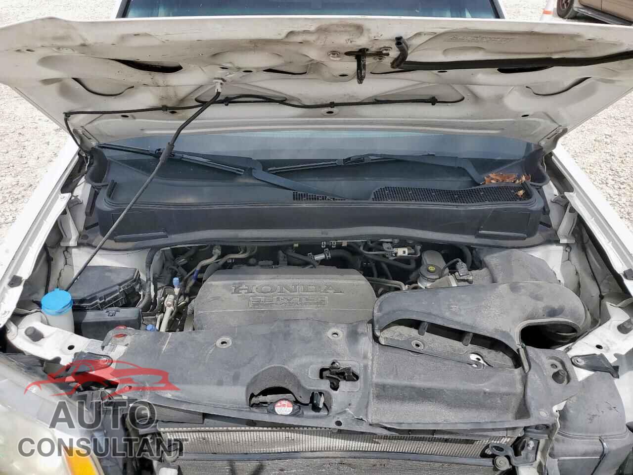 HONDA PILOT 2013 - 5FNYF3H96DB021173
