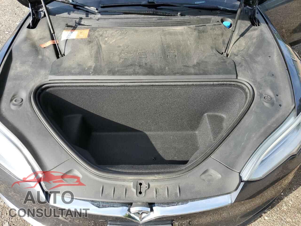 TESLA MODEL S 2017 - 5YJSA1E23HF197300