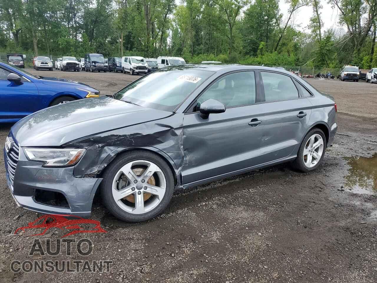 AUDI A3 2017 - WAUB8GFF2H1052545