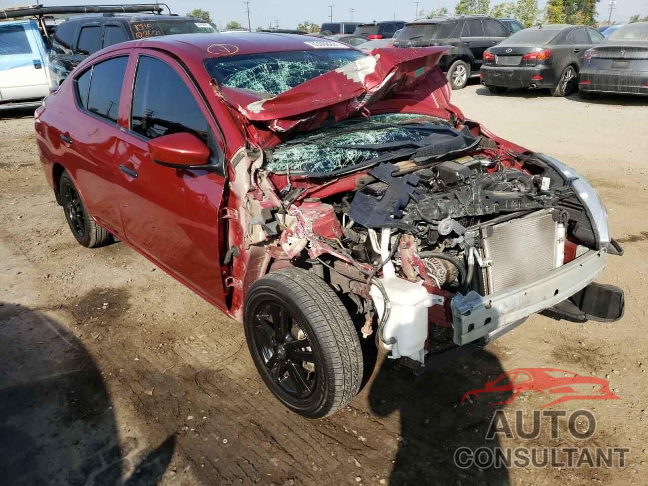 NISSAN VERSA 2018 - 3N1CN7AP0JL831427