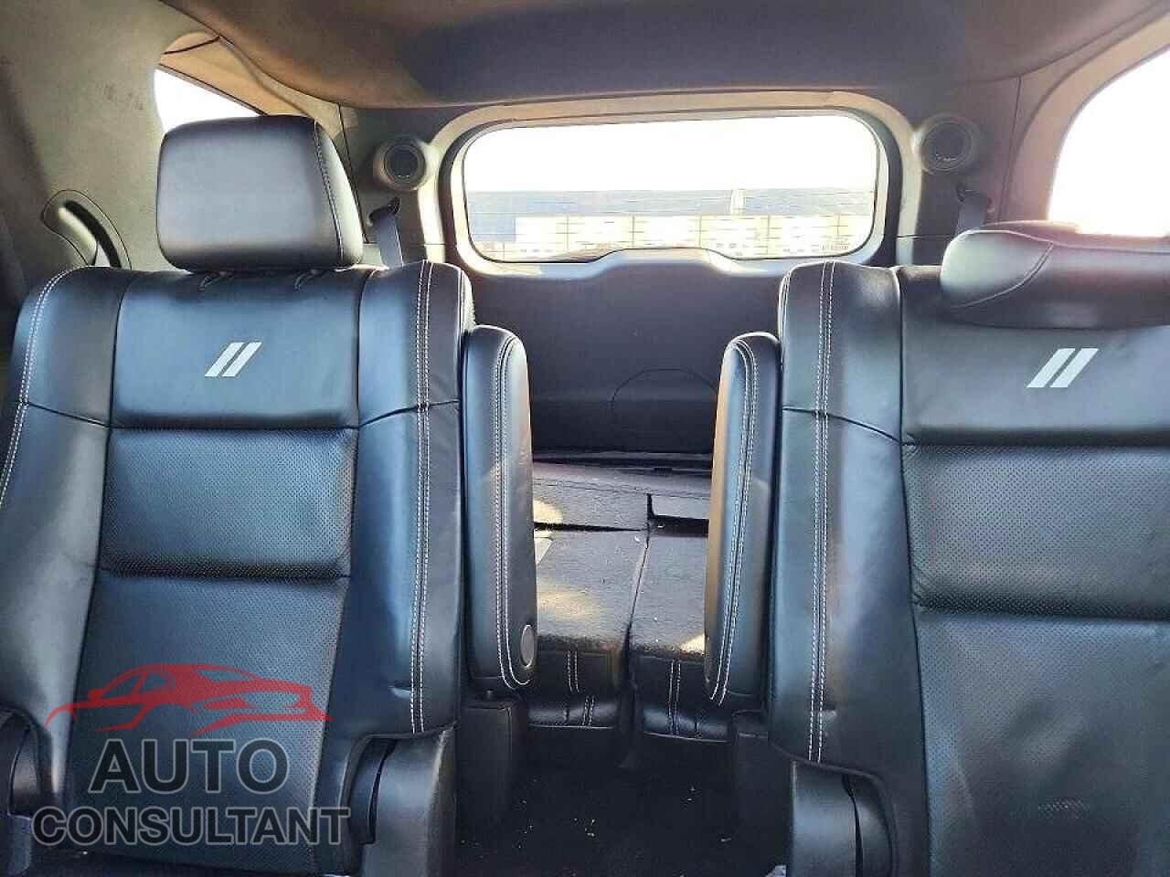 DODGE DURANGO 2018 - 1C4SDJET8JC101826