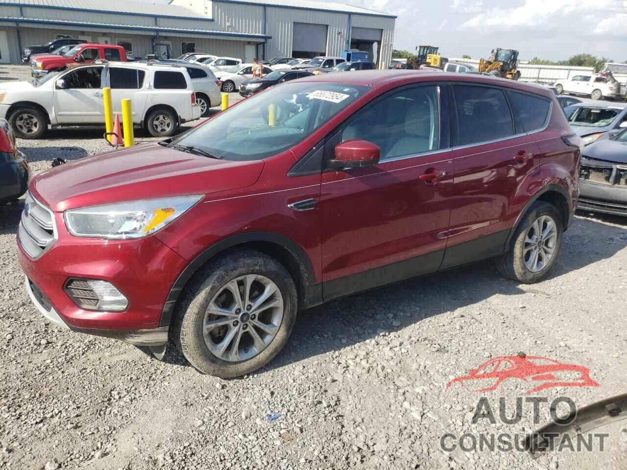 FORD ESCAPE 2017 - 1FMCU0GD1HUB73570