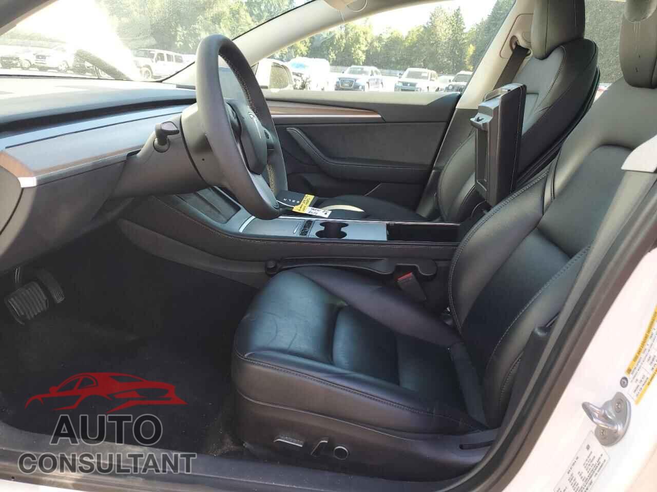 TESLA MODEL 3 2022 - 5YJ3E1EB7NF173697