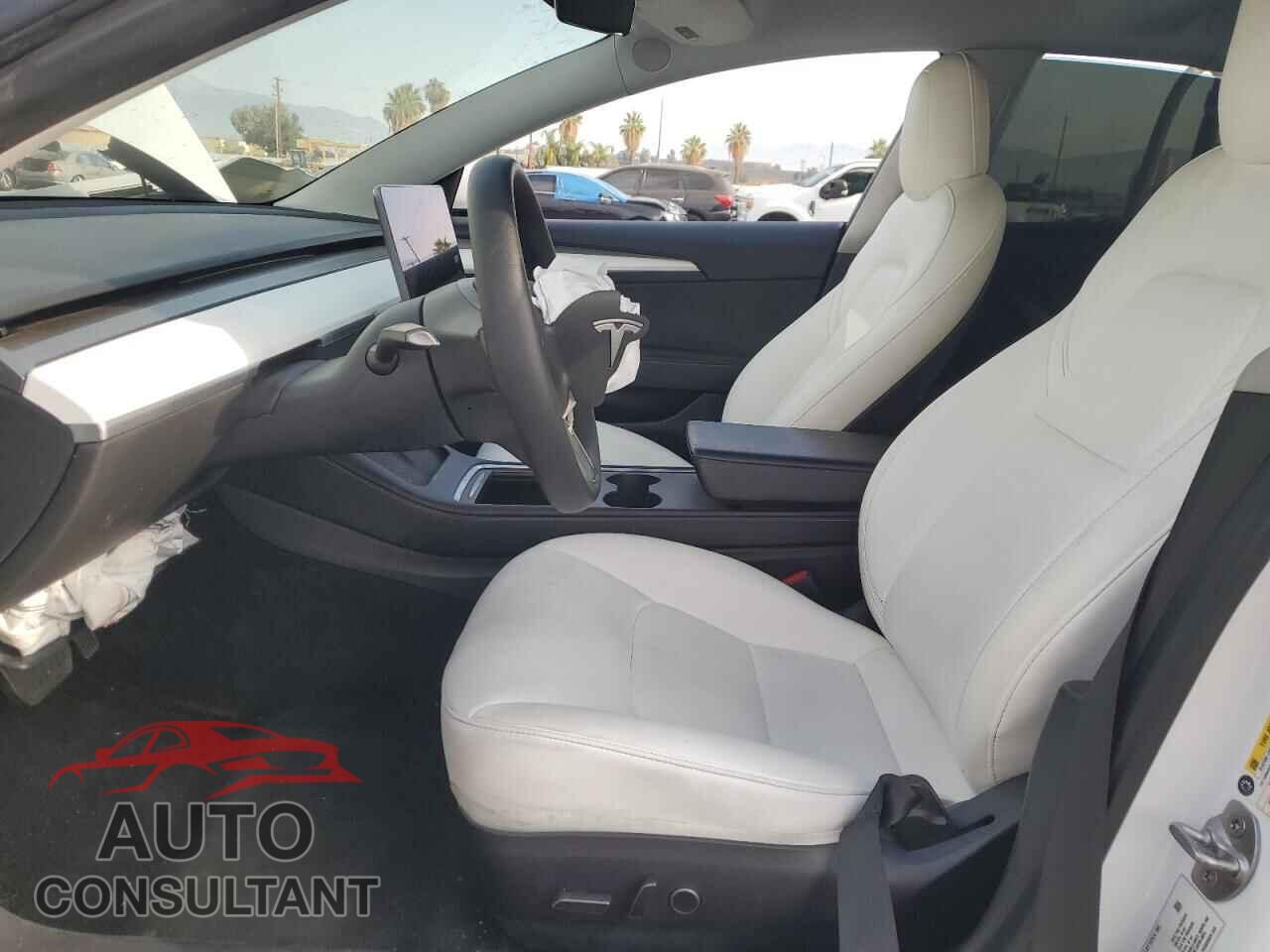 TESLA MODEL 3 2021 - 5YJ3E1EA5MF989619