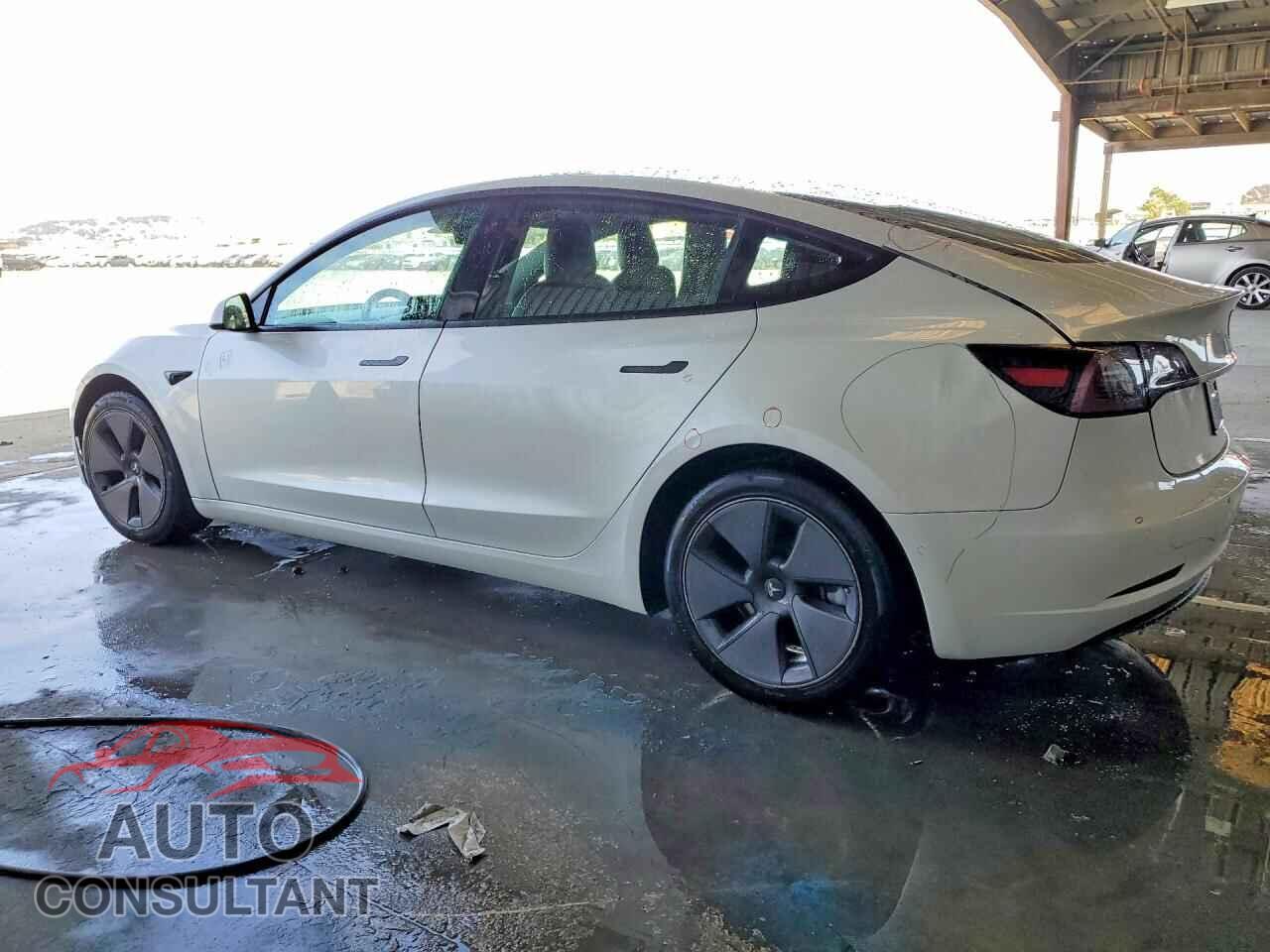 TESLA MODEL 3 2022 - 5YJ3E1EA5NF290914