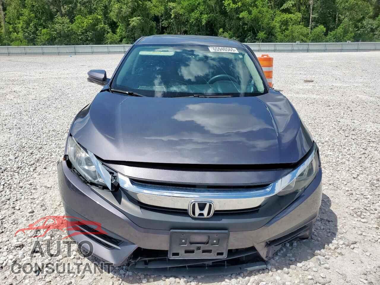 HONDA CIVIC 2017 - 2HGFC2F71HH578084
