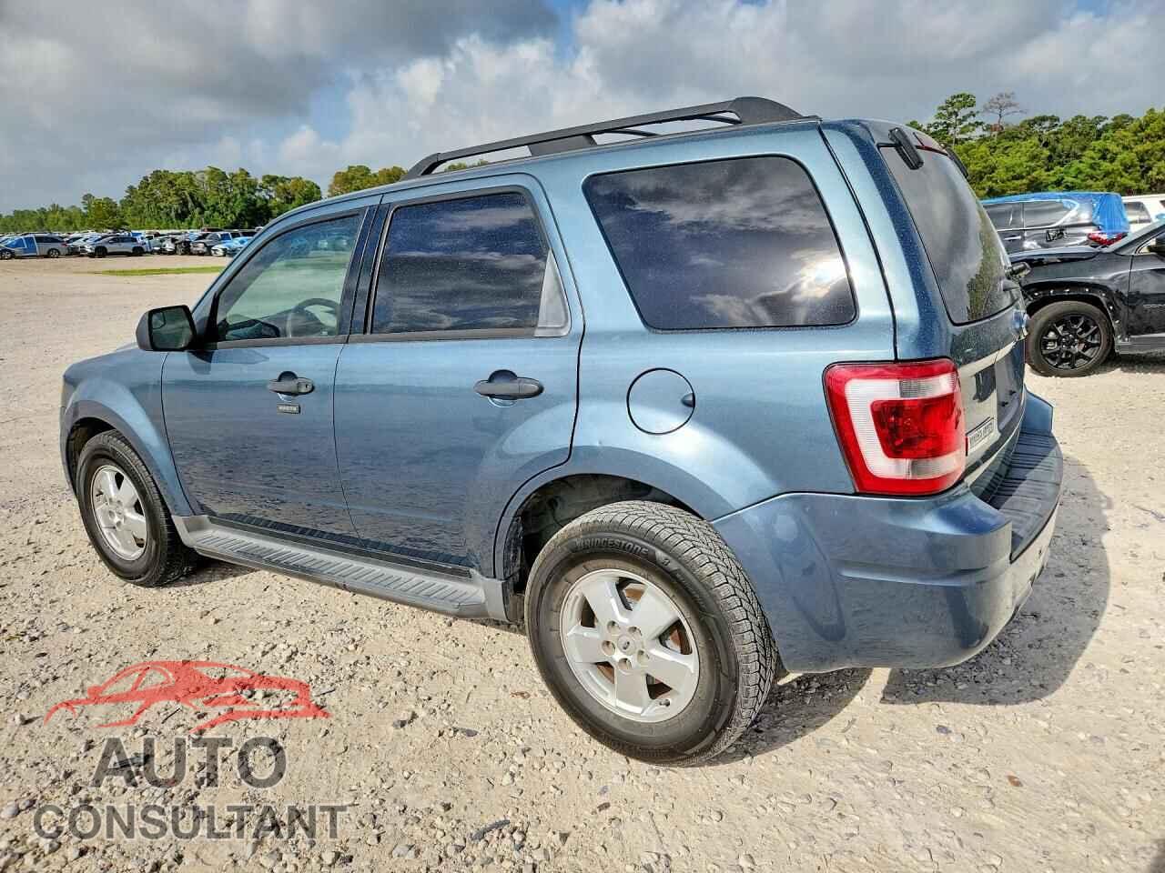 FORD ESCAPE 2011 - 1FMCU0DG9BKB13103
