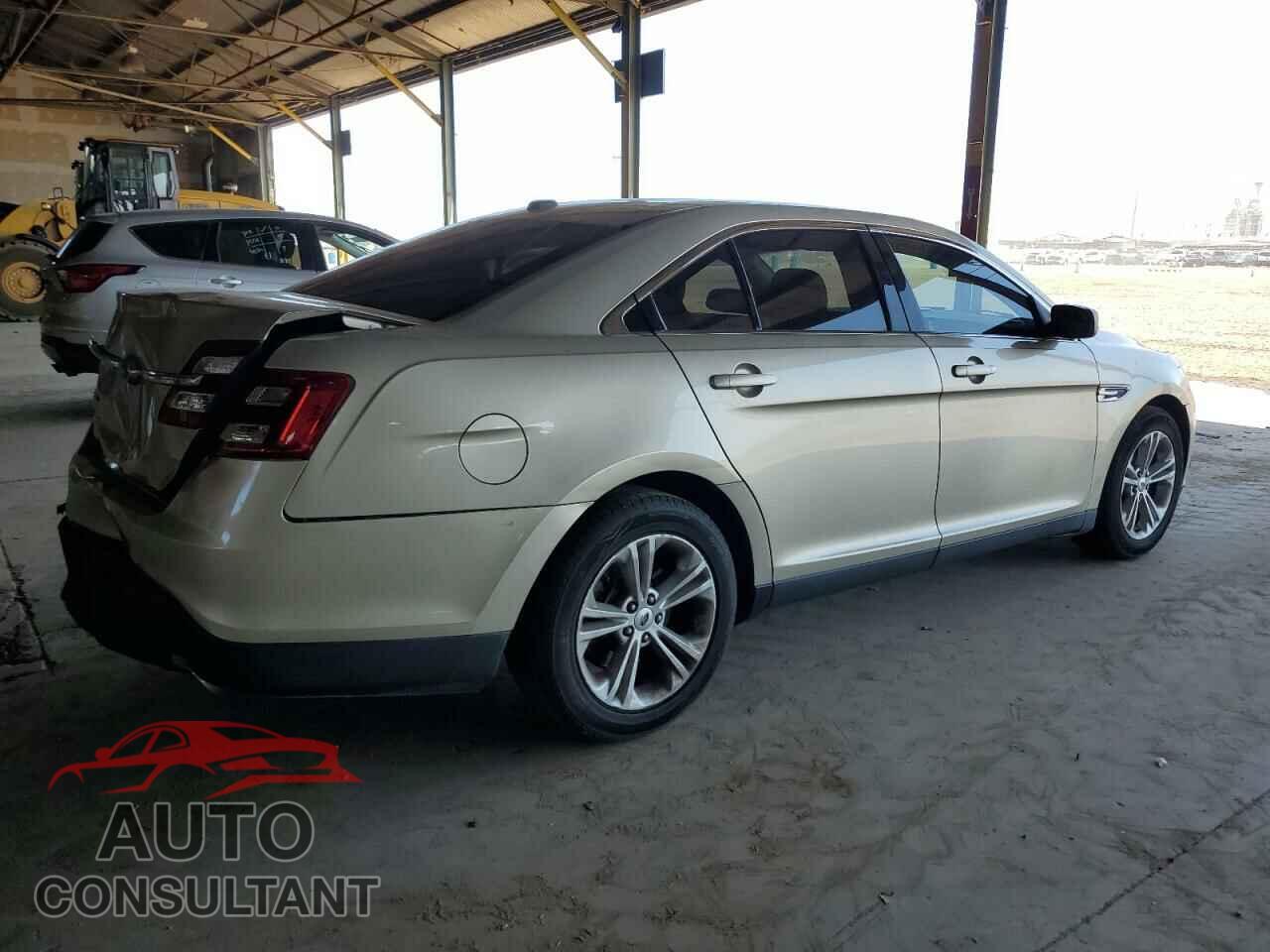 FORD TAURUS 2018 - 1FAHP2D81JG135982