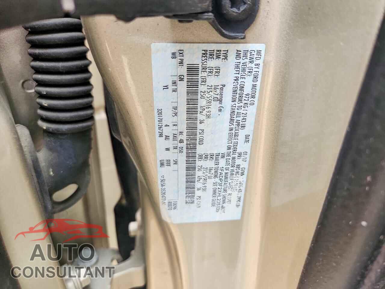 FORD FOCUS 2017 - 1FADP3F2XHL235335